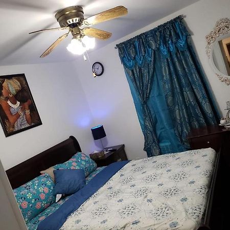 Comfortable Holiday Homestay Нью-Йорк Екстер'єр фото